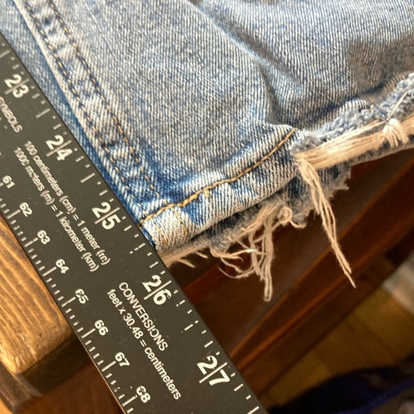Abercrombie & Fitch Blue High Rise Distressed Jeans - Picture 12 of 12